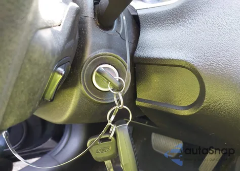 2010 Chevrolet Camaro 1Ls from USA, damaged, VIN 2G1FA1EVXA9223745